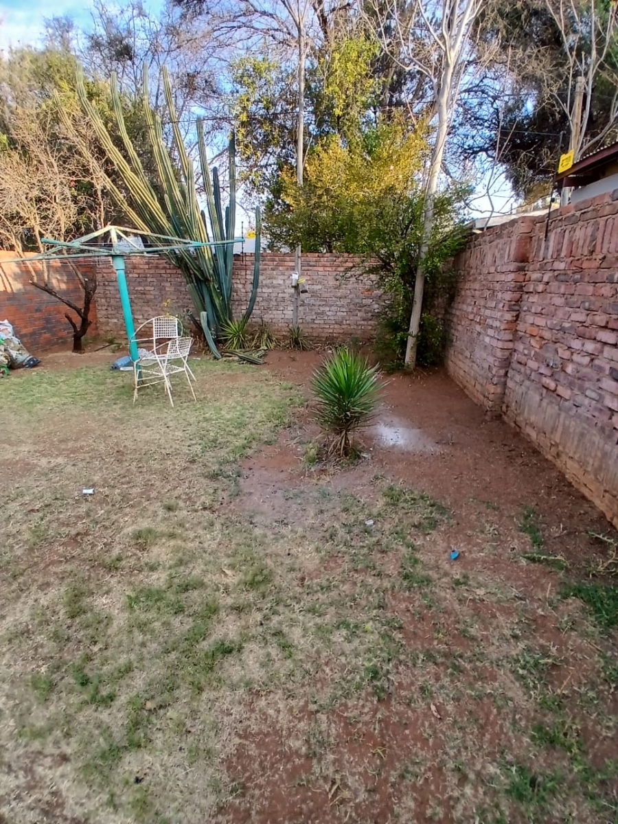 5 Bedroom Property for Sale in Kuruman Northern Cape